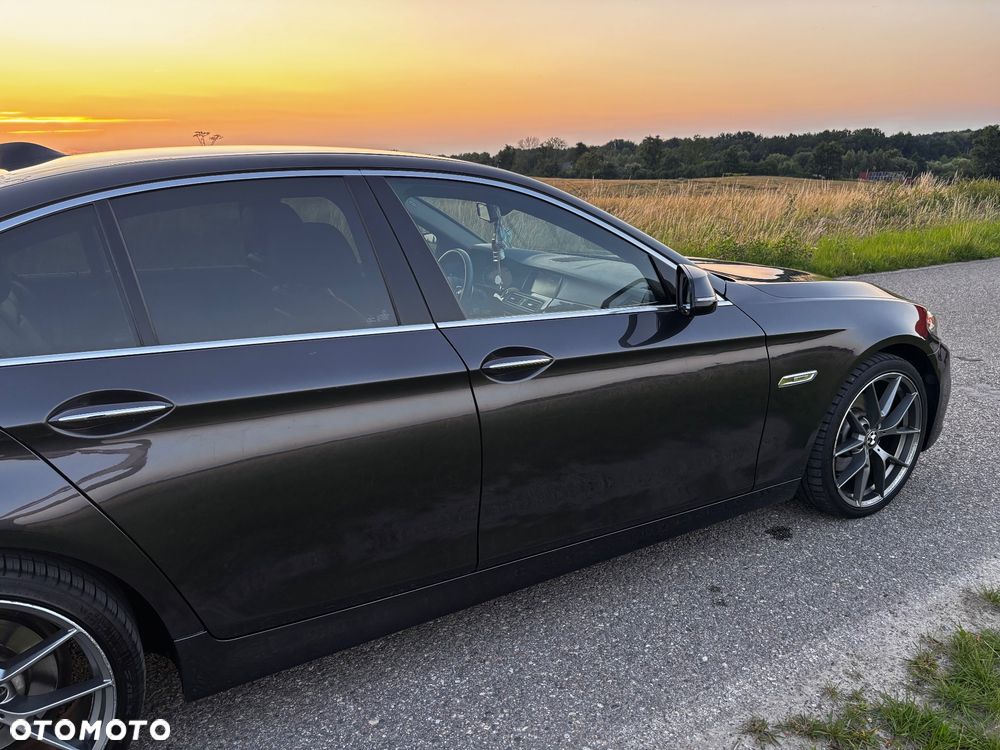BMW Seria 5 518d Luxury Line - 4