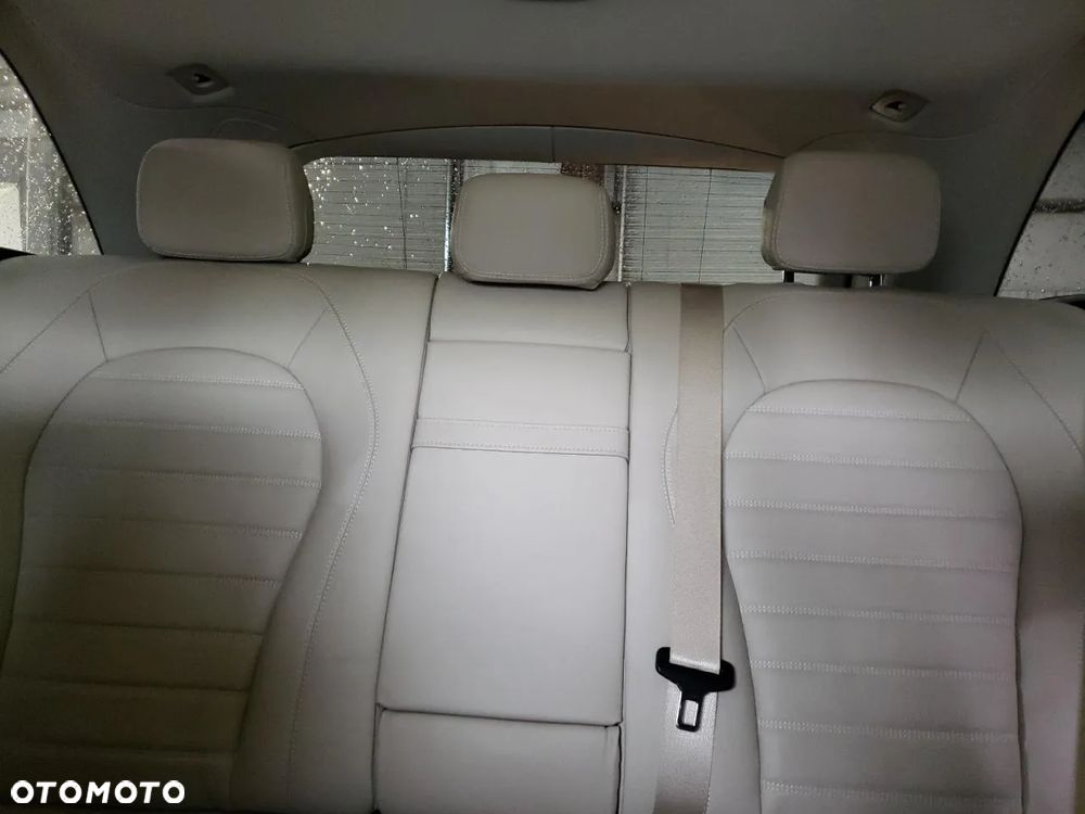 Mercedes-Benz GLC Coupe 300 4-Matic - 11