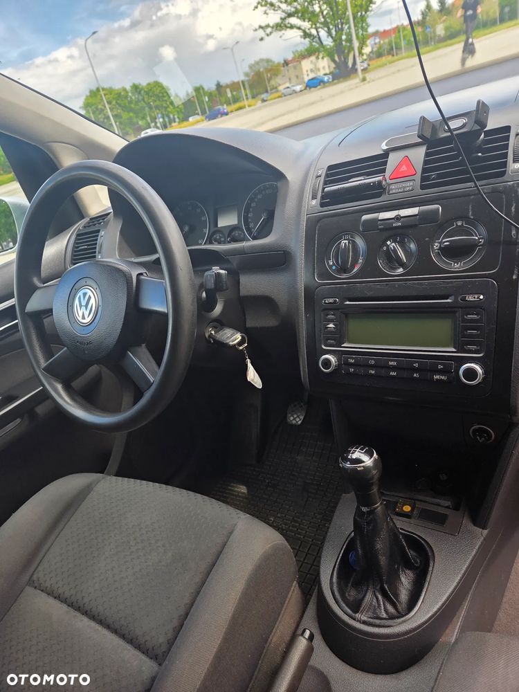 Volkswagen Touran 1.6 - 12