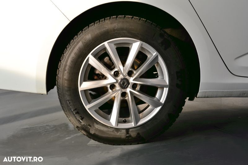 Renault Megane Blue dCi 116 EDC Intens - 8