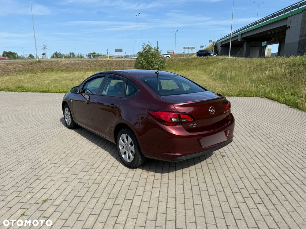 Opel Astra IV 1.6 Active EU6 - 4