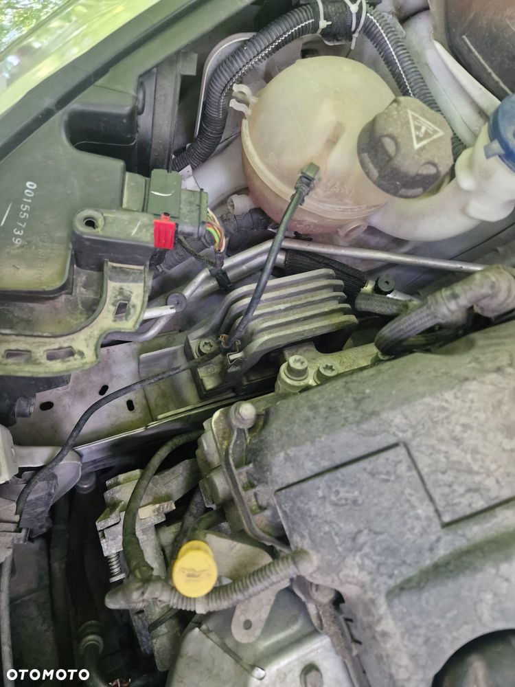Peugeot 207 1.6 Premium - 26