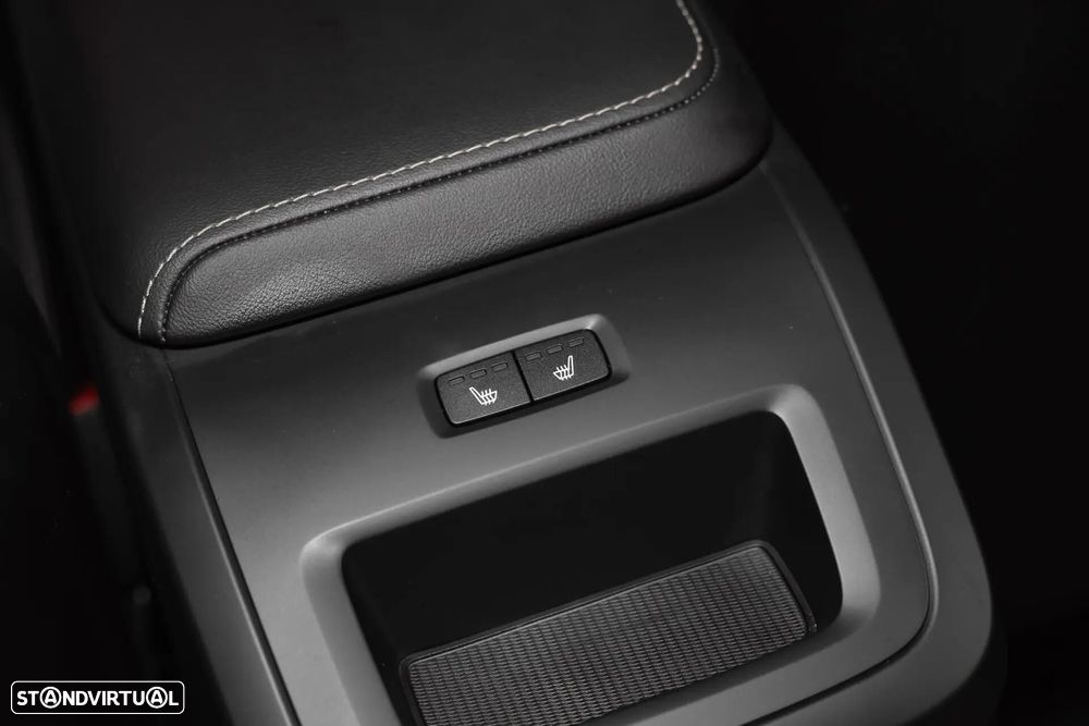 Volvo XC 60 T8 AWD Plus Black Edition - 38