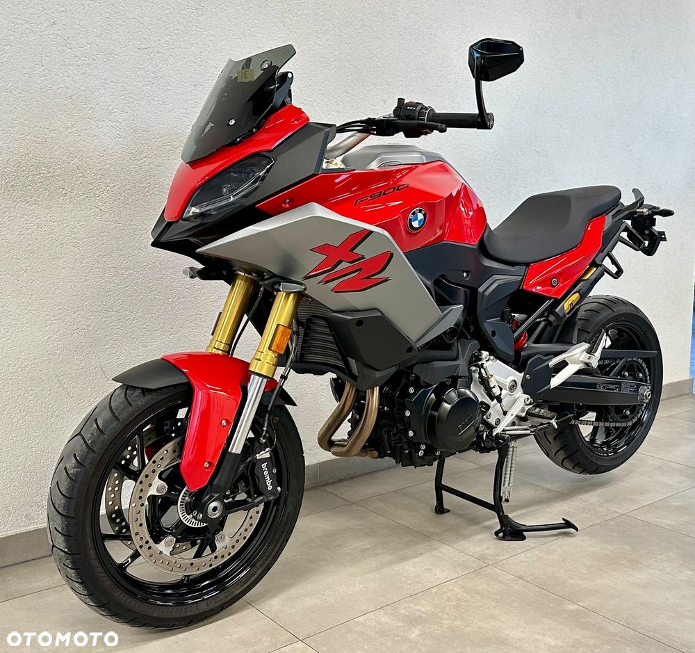 BMW XR - 3