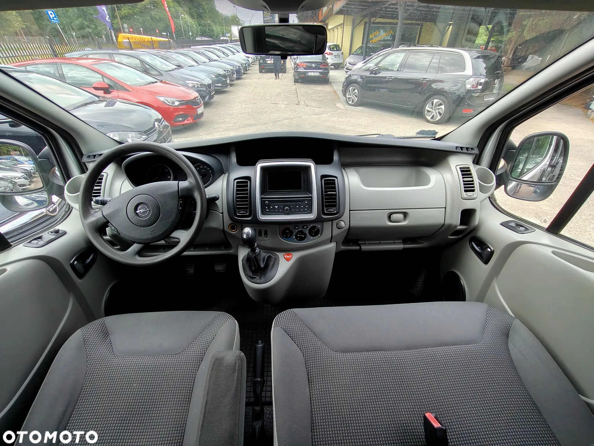 Opel Vivaro 2.0 CDTI L2H1 DPF - 19