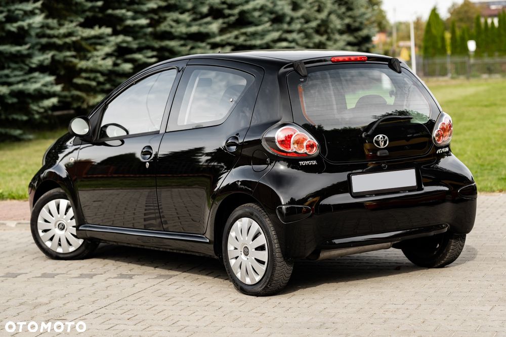 Toyota Aygo - 10