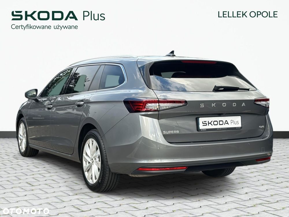 Skoda Superb 2.0 TSI 4x4 Selection DSG - 9