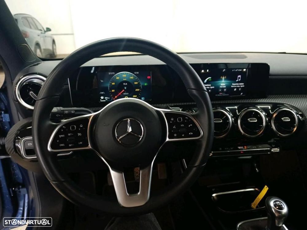 Mercedes-Benz A 160 d Business Solutions — fotografia 7