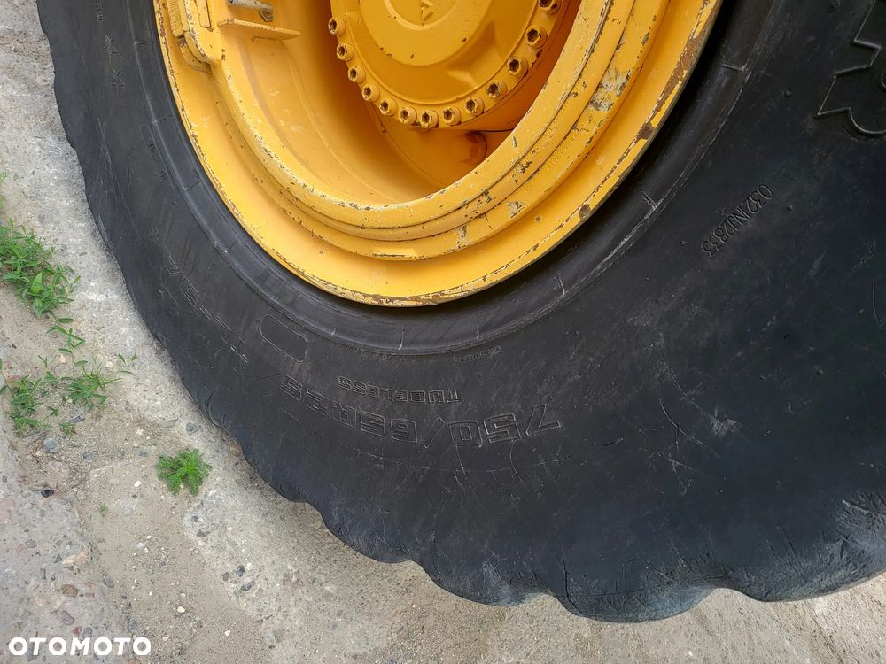 Volvo A30F - 16