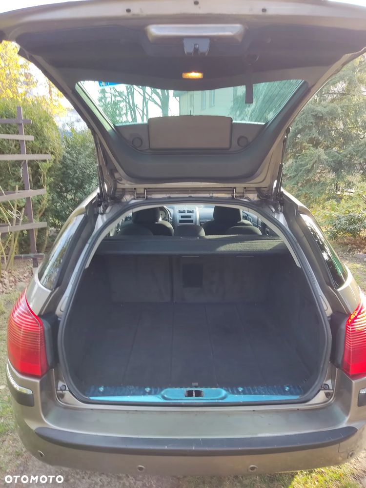 Peugeot 407 2.0 HDI ST Sport EU4 - 5