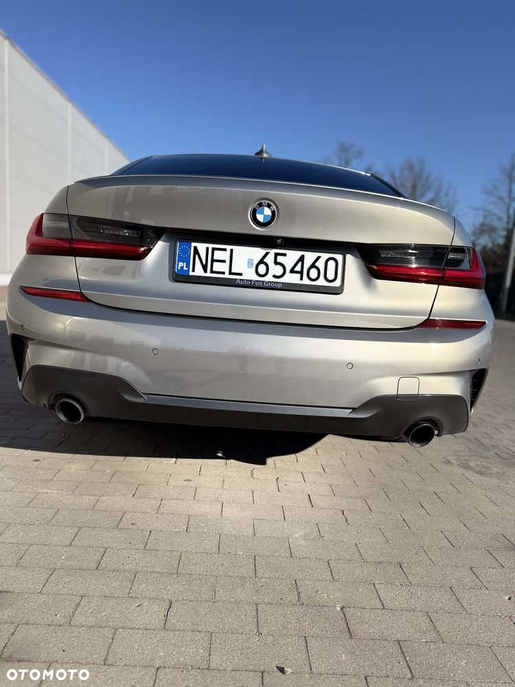 BMW Seria 3 330i M Sport sport - 4