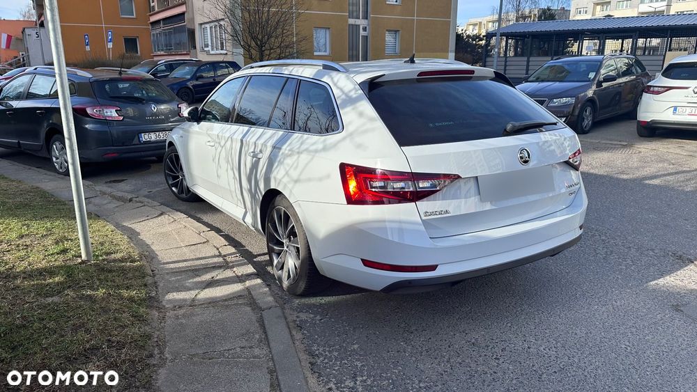 Skoda Superb 2.0 TDI 4x4 L&K DSG - 38