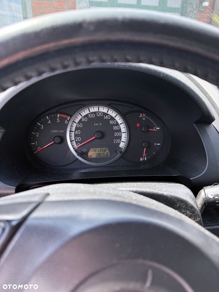 Mazda 5 - 8