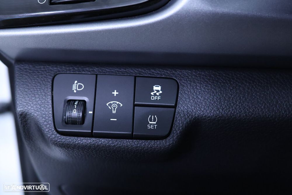 Kia Rio - 14