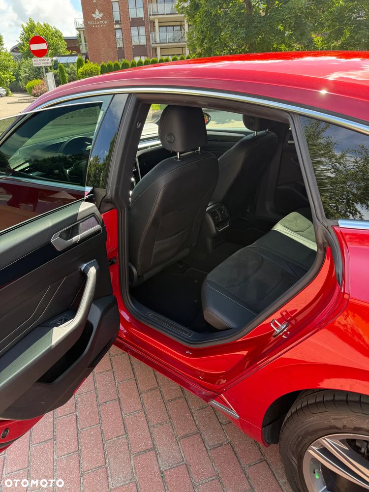 Volkswagen Arteon 2.0 TSI R-Line DSG - 4