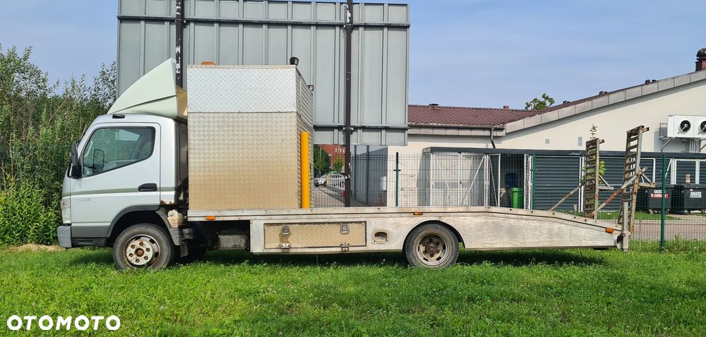 Mitsubishi Canter Fuso - 1