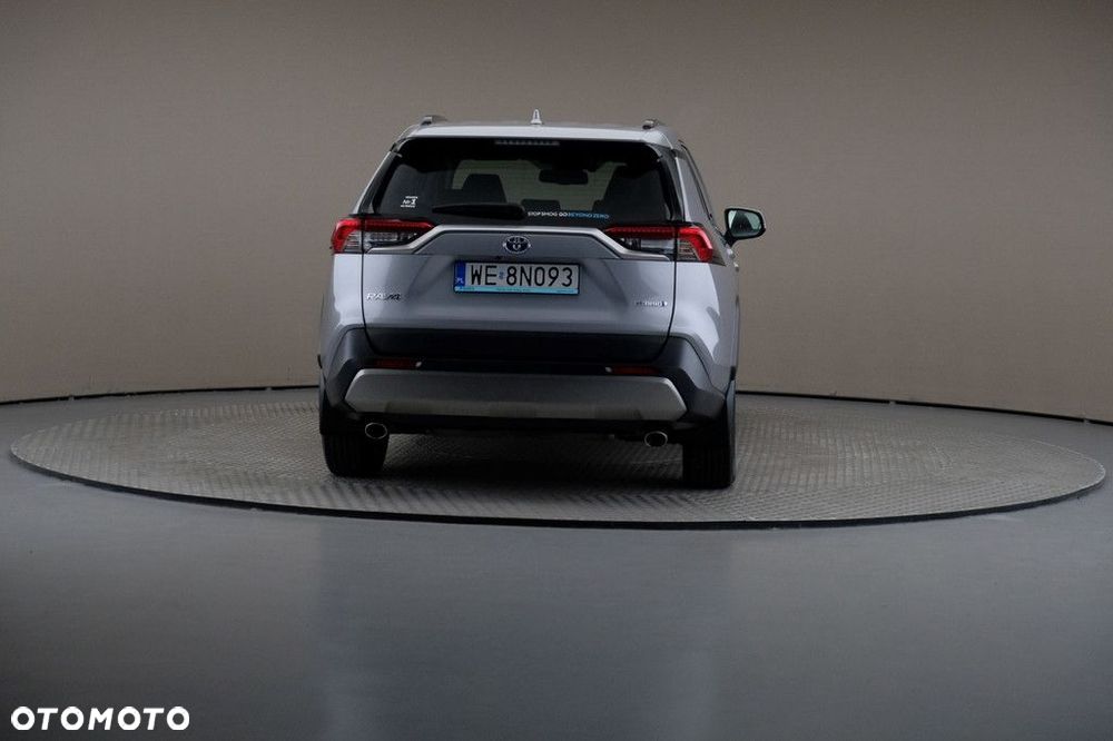 Toyota RAV4 - 5