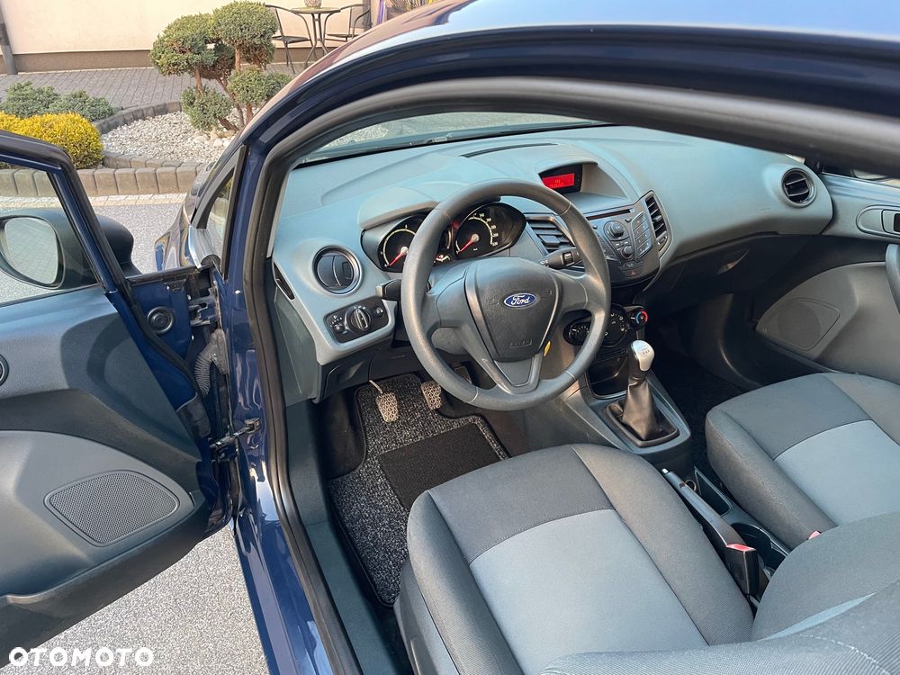 Ford Fiesta 1.25 Champions Edition - 18
