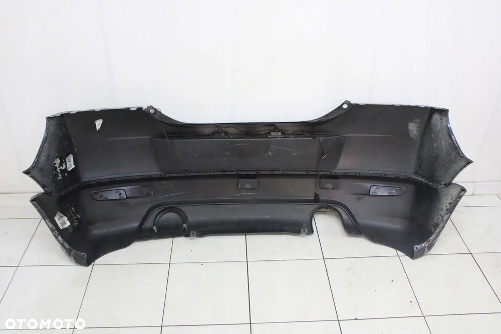 VOLVO C30 06R- ZDERZAK TYŁ TYLNY R-DESIGN - 2