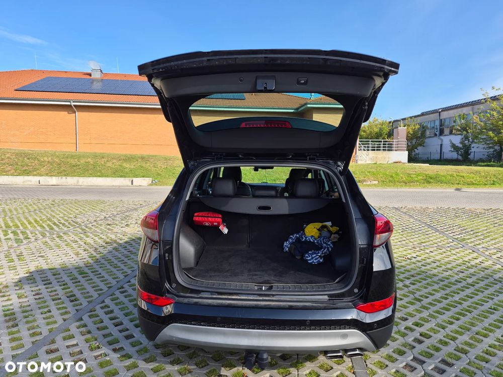 Hyundai Tucson 2.0 CRDI 4WD Automatik Premium - 10