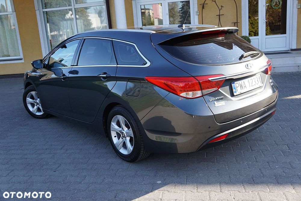 Hyundai i40 i40cw 1.7 CRDi Fifa World Cup Edition - 5