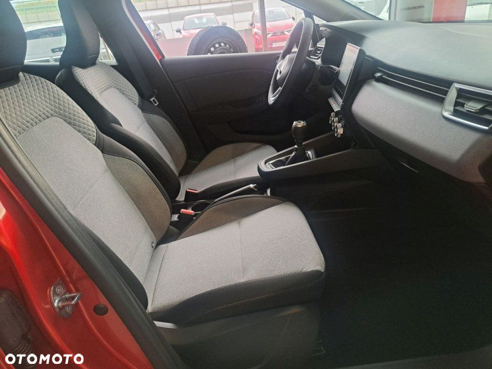 Mitsubishi Colt - 8