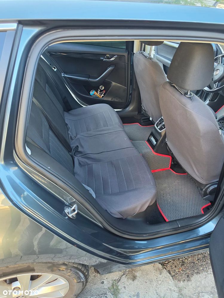 Skoda Octavia 1.6 TDI Soleil - 6