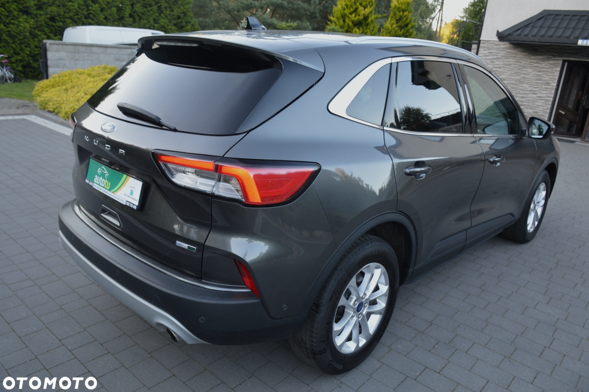 Ford Kuga 2.0 EcoBlue Hybrid TITANIUM - 7