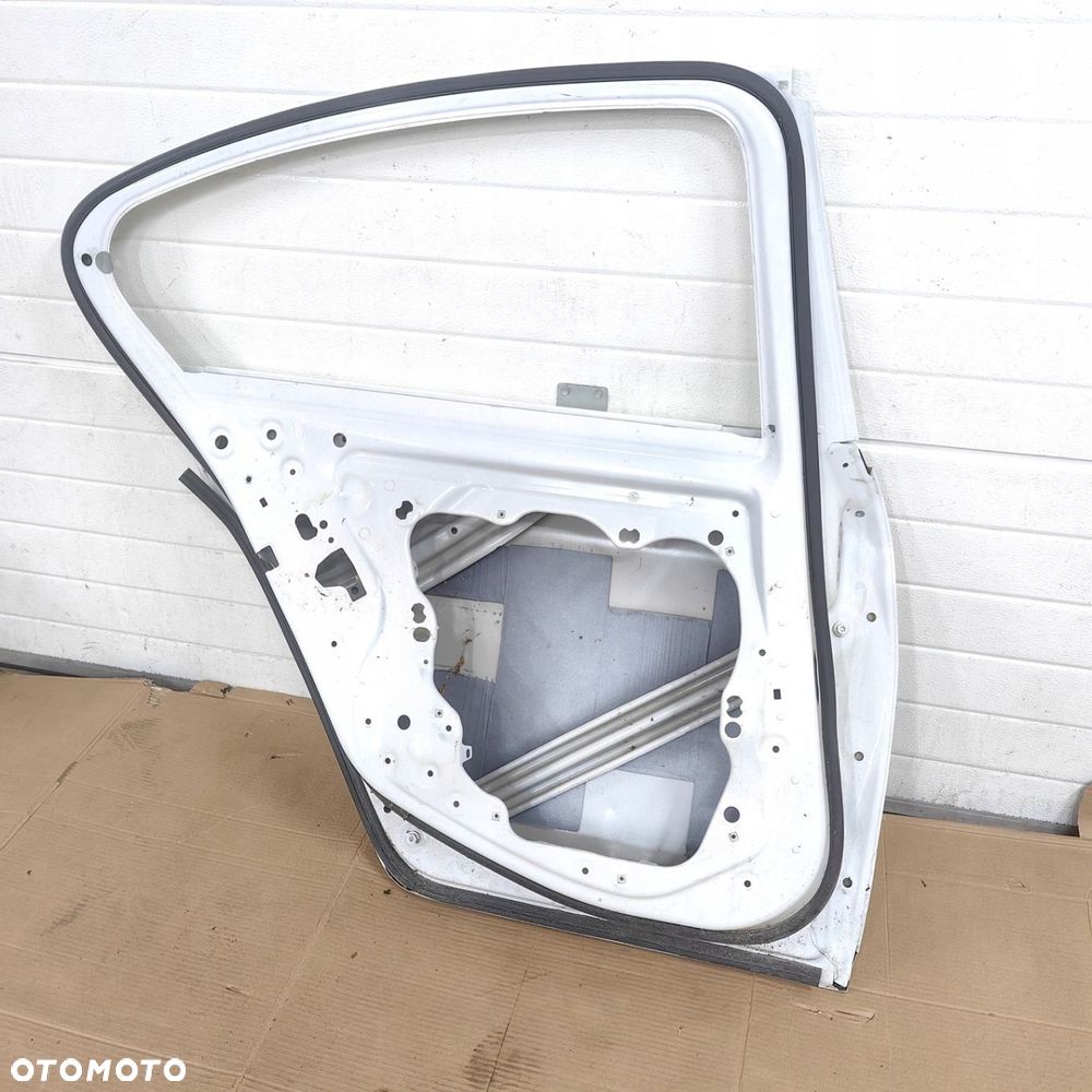 DRZWI LEWE TYLNE LEWY TYŁ BMW 5 V F10 SEDAN 2010-2016R - 6