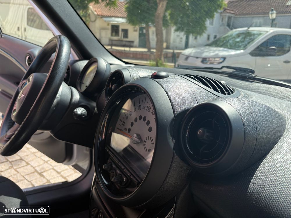 MINI Countryman One D - 32
