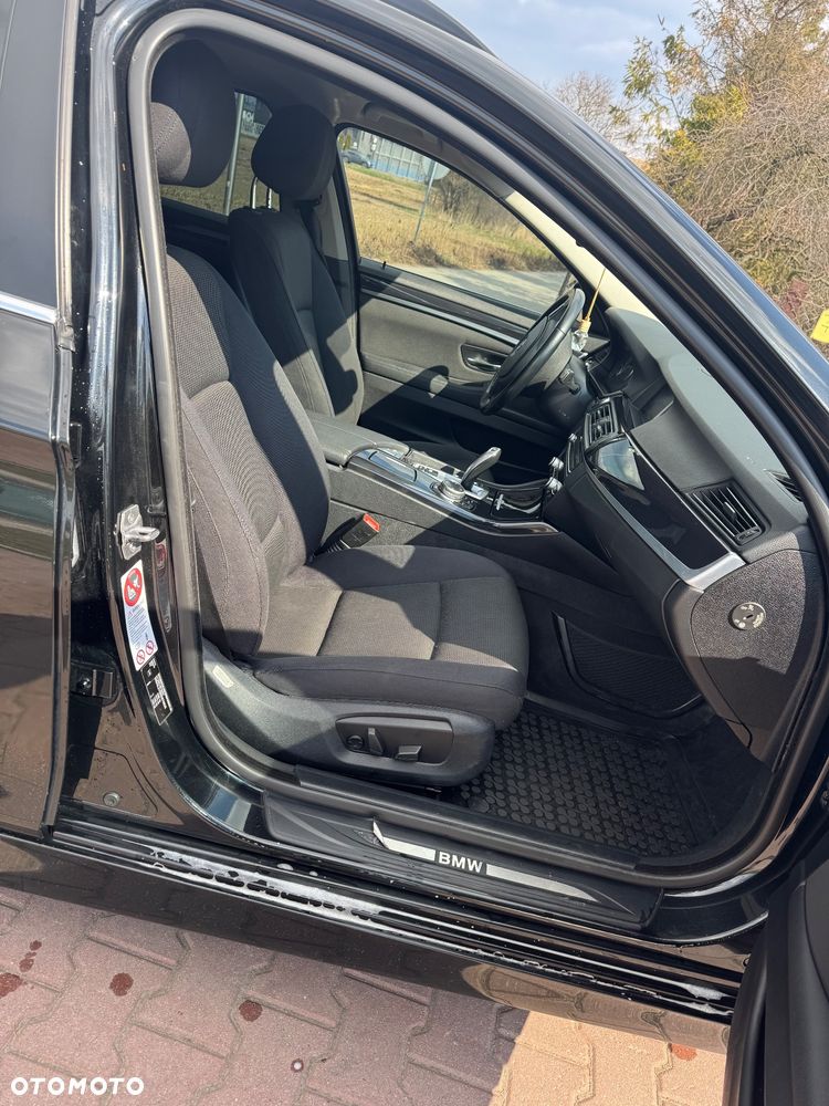 BMW Seria 5 520d - 13