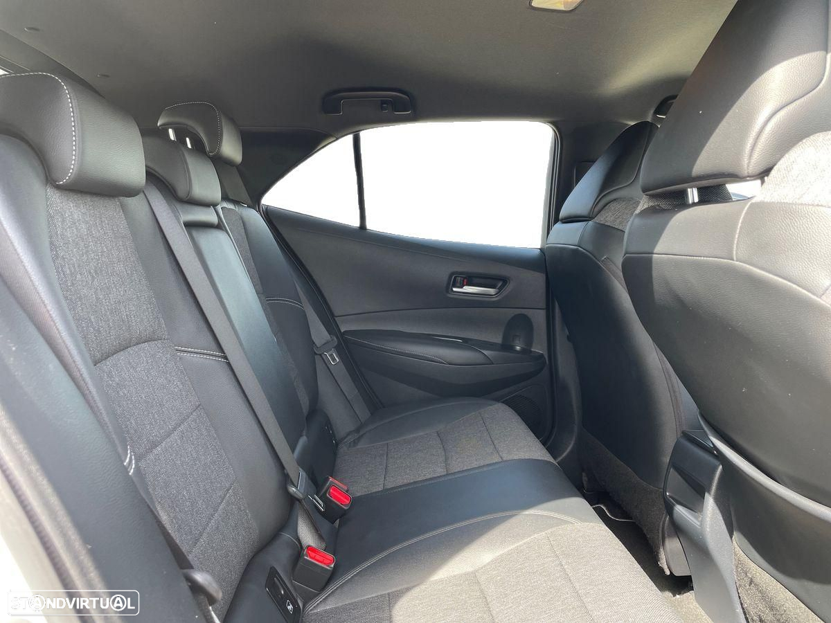 Toyota Corolla - 7