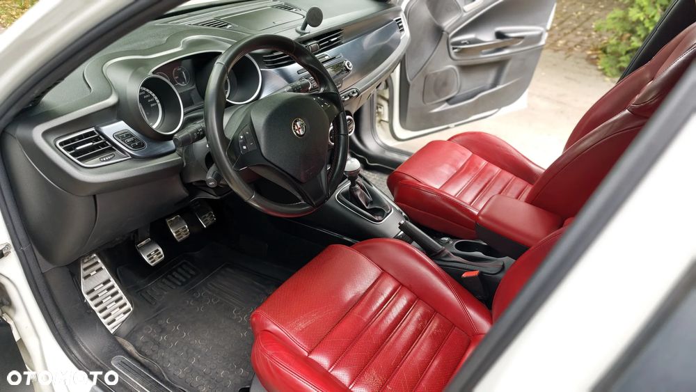 Alfa Romeo Giulietta - 11