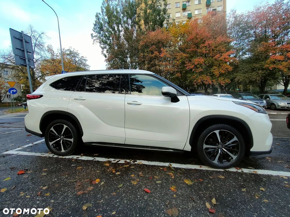 Toyota Highlander 2.5 Hybrid Executive - 1