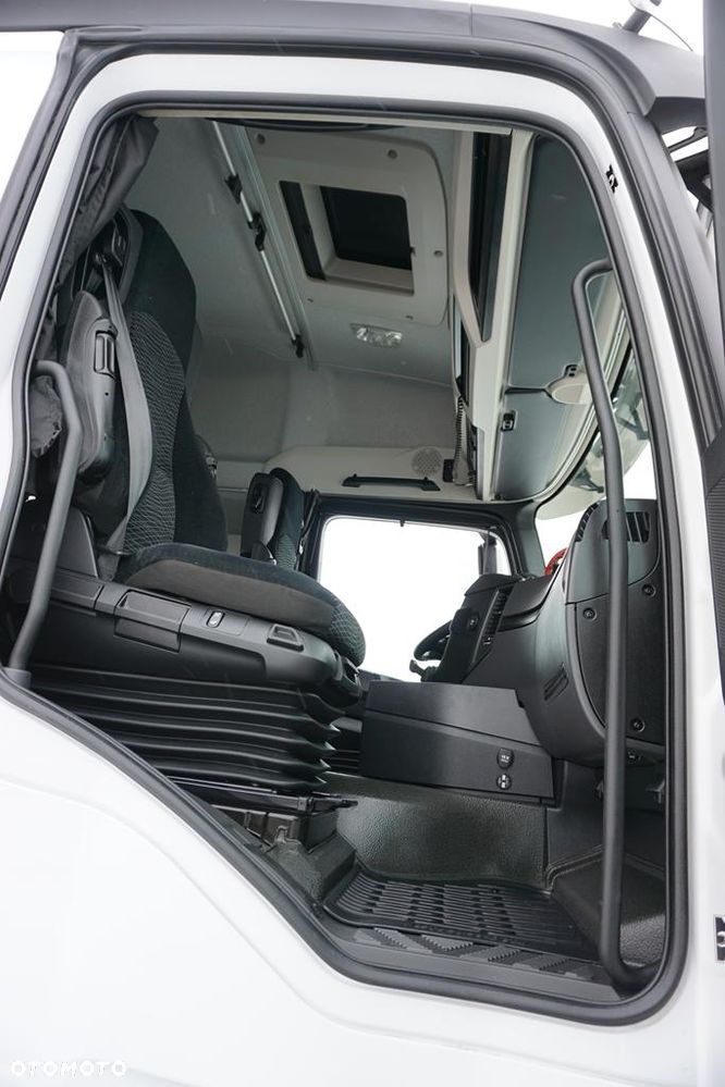 Mercedes-Benz / AROCS / 2651 / 6 X 4 / FASSI F 455 / WYS. 14,6 M / PILOT - 10