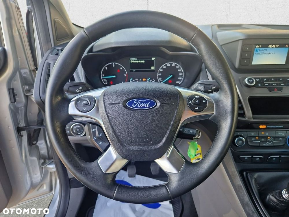 Ford Transit Connect - 19