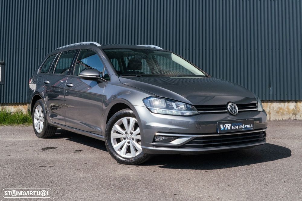 VW Golf 1.6 TDI Confortline - 4