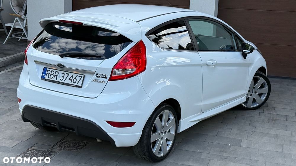 Ford Fiesta - 23