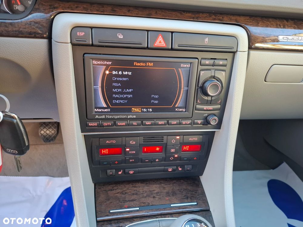 Audi A4 Limousine 2.0 T FSI quattro - 19