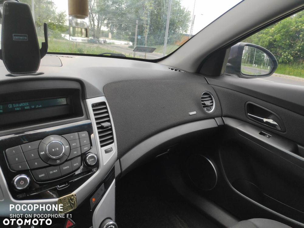 Chevrolet Cruze - 2