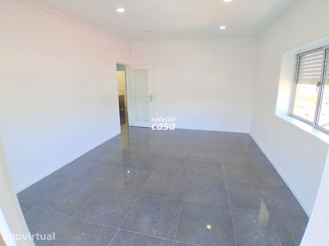 Apartamento T3 com Lugar de Garagem, localizado em Fânzeres! - Grande imagem: 5/25