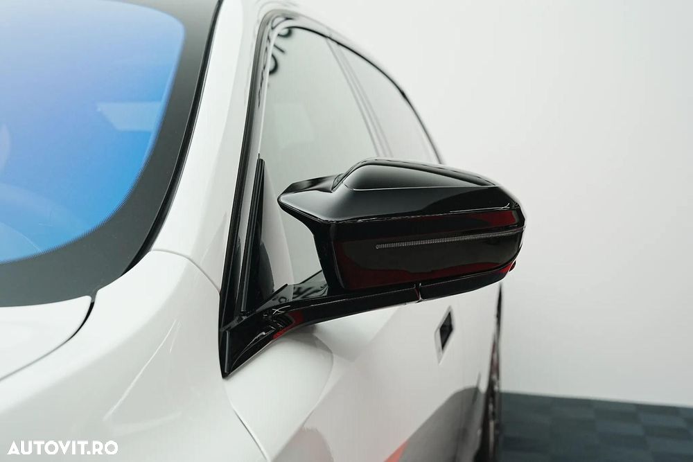 BMW Seria 7 740d xDrive MHEV - 24