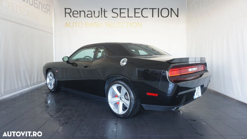 Dodge Challenger - 3