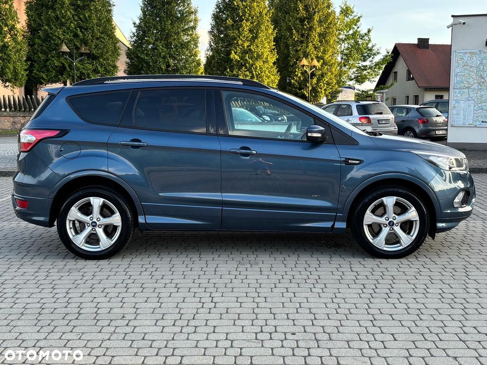 Ford Kuga 2.0 TDCi 4x4 ST-Line - 6