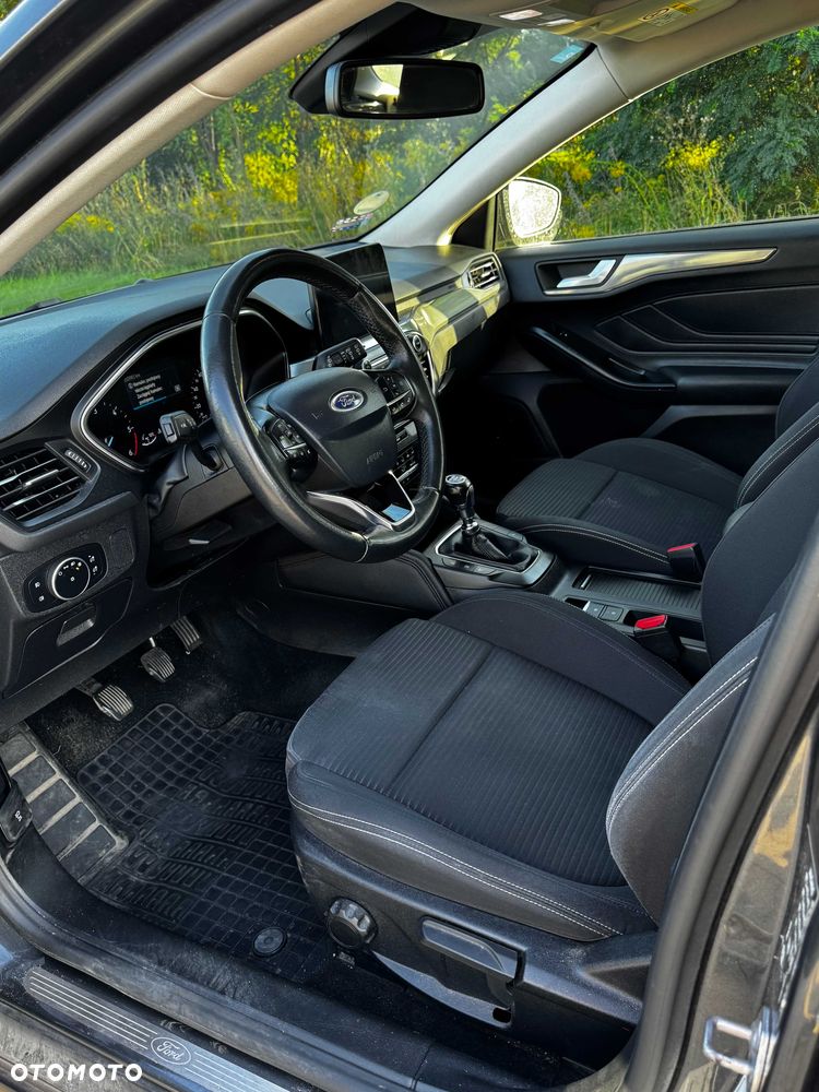 Ford Focus 2018 photo 3