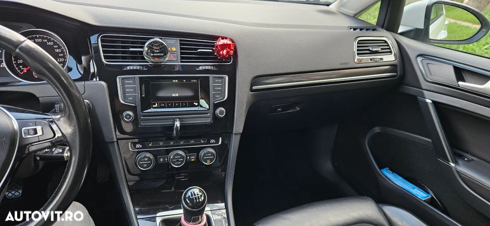 Volkswagen Golf 2.0 TDI BlueMotion Technology Cup - 10