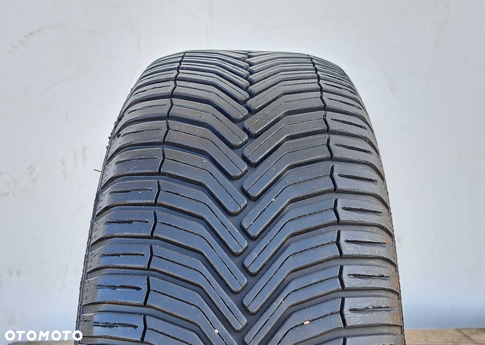 1x opona całoroczna 225/50/17 Michelin CrossClimate 98V XL 7mm - 1