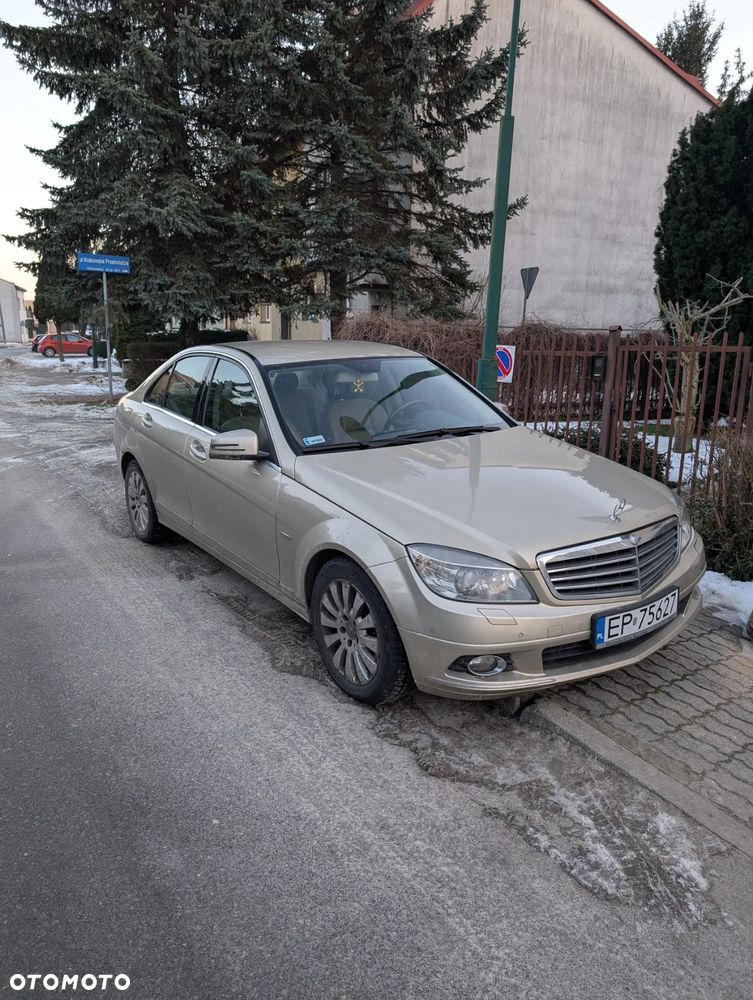 Mercedes-Benz Klasa C 220 CDI DPF Automatik BlueEFFICIENCY Avantgarde - 1