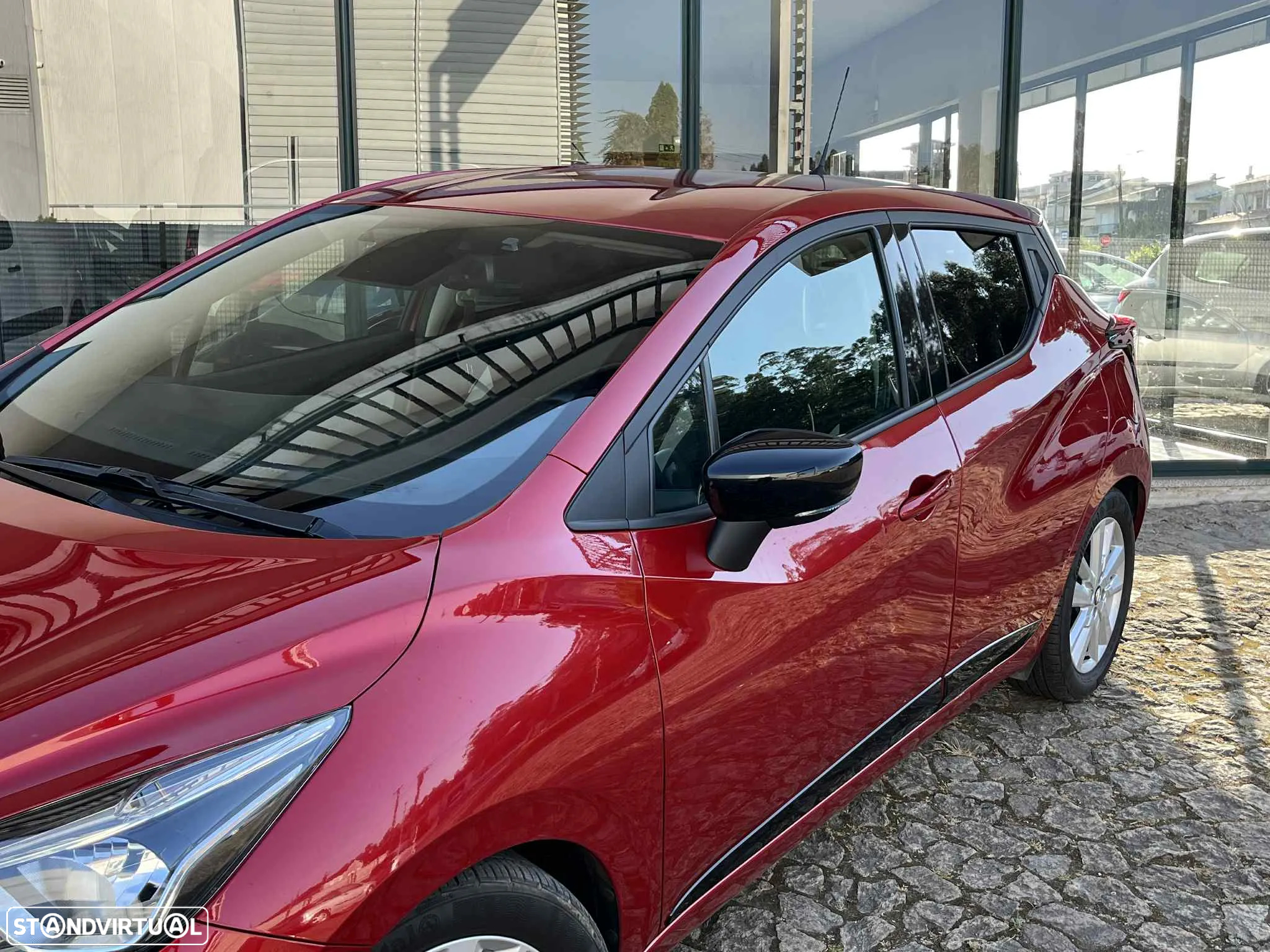 Nissan Micra 1.0 IG-T N-Connecta CVT - 4