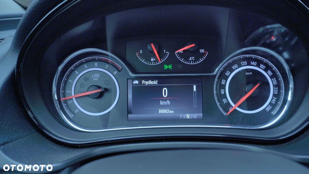 Opel Insignia 1.6 T Cosmo - 14